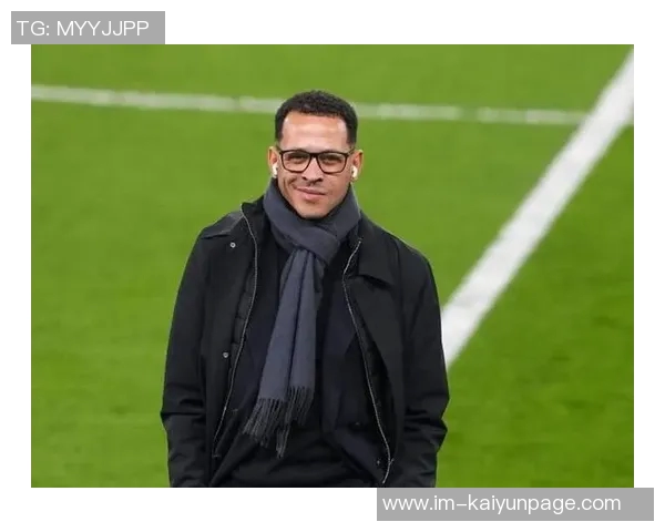 罗塞尼尔亲自发出邀请麦克法兰即将加入蓝军一线队教练组